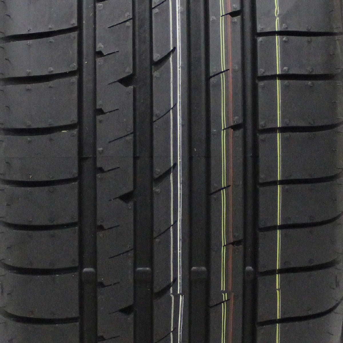 Goodyear Eagle F1 Asymmetric 2  Performance 225/40R19 93Y  Passenger Tire