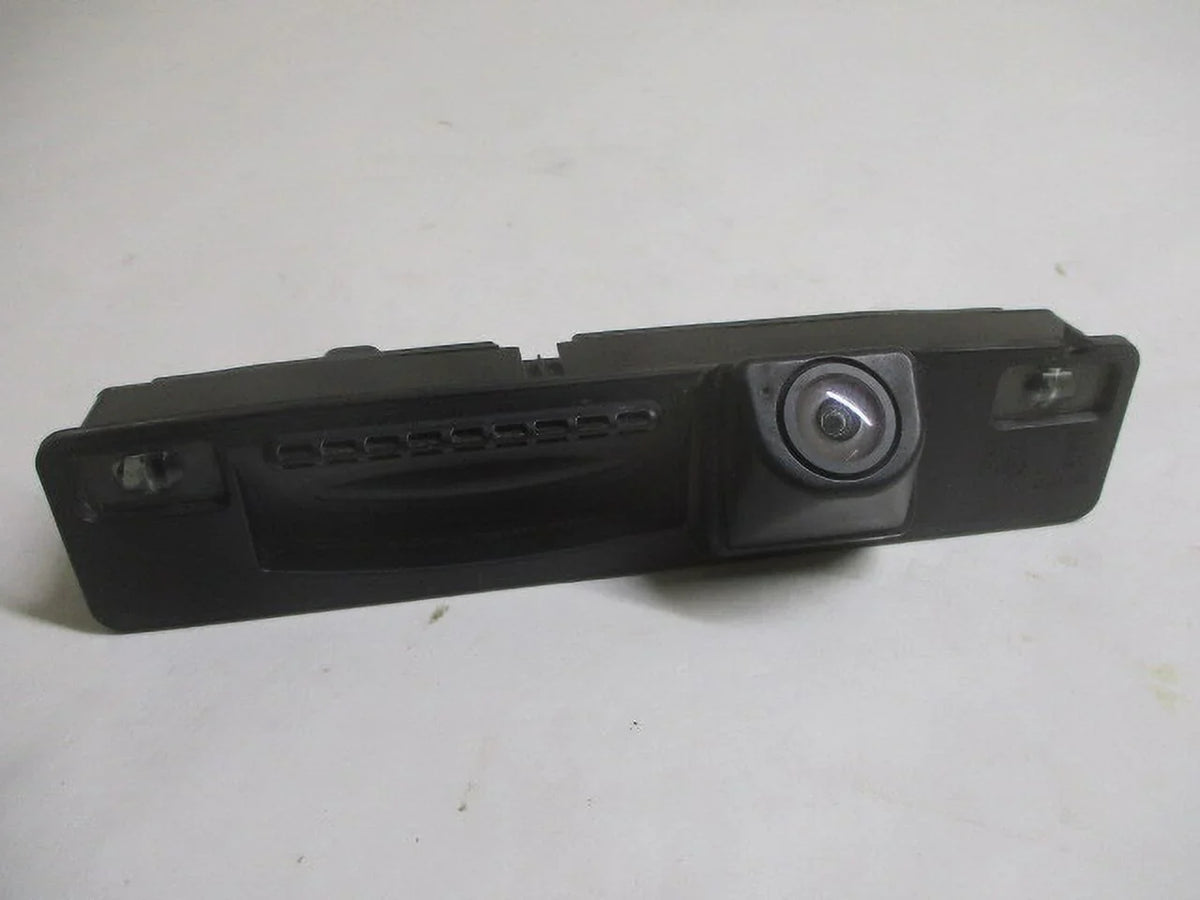 Pre-Owned 15 16 17 18 Ford Focus Back Up Rear View Camera   (Good)